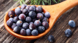 Adding Juniper Berries to Juice or Smoothie Recipes